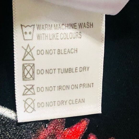 Michael JACKSON -THRILLER- Music Icon T-shirt Unisex  Adult Size  L - Picture 3 of 7